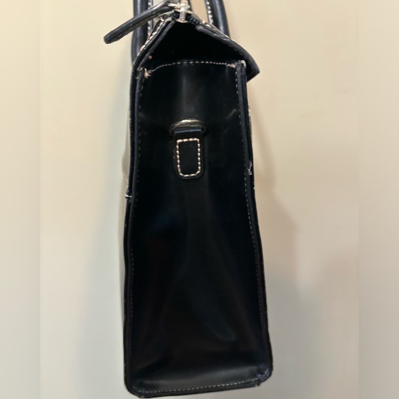 WILSONS LEATHER Laptop Leather Shoulder Bag - Picture 7 of 16